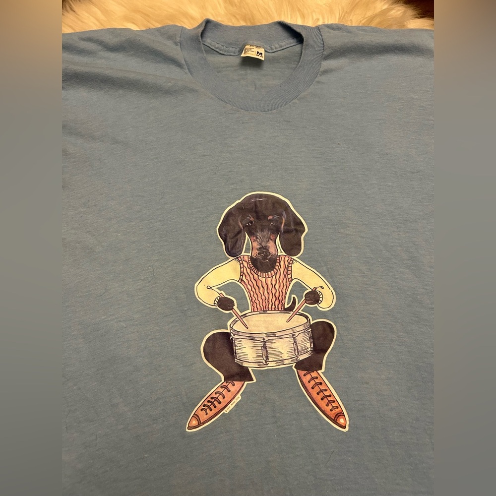 JCPENNEY Vintage 1976 Clef House Dog Print Drummer T-Shirt